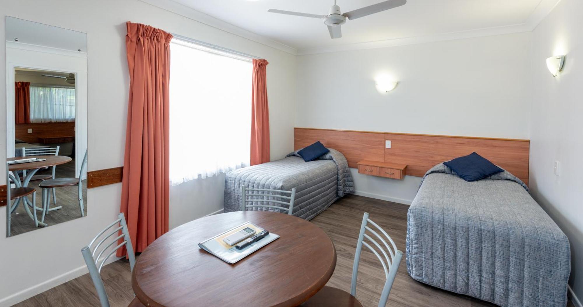 Motel Riviera On Ruthven Toowoomba Exterior foto
