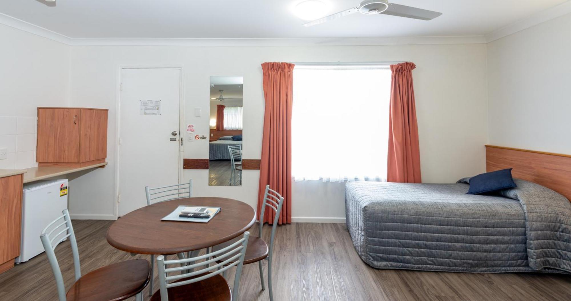 Motel Riviera On Ruthven Toowoomba Exterior foto